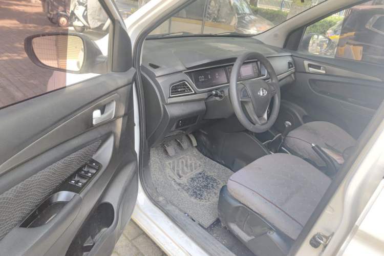 Used CHANGAN KAICHENG Oushang A600 2020 1.5L Manual Entrepreneurial Model Interior 3