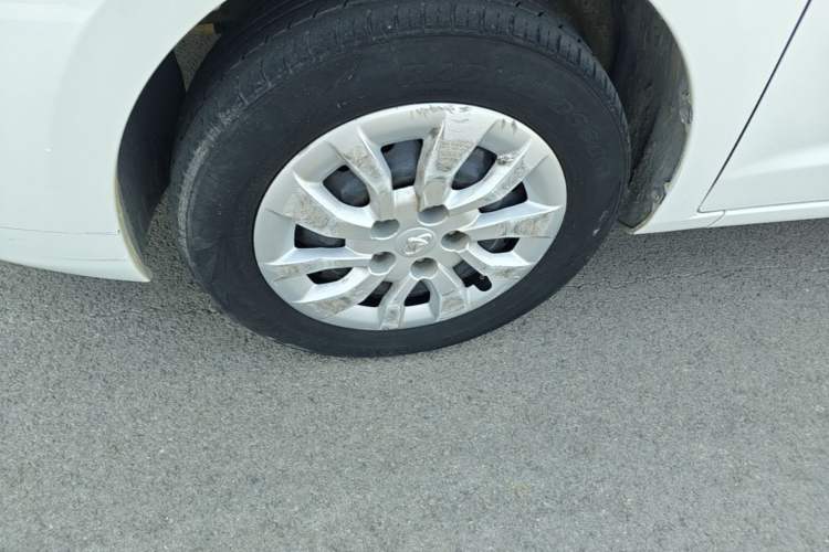 Used CHANGAN KAICHENG Oushang A600 2020 1.5L Manual Entrepreneurial Model Left Front Wheel Hub
