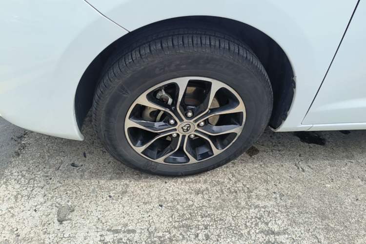 Used CHANGAN KAICHENG Oushang A600 2020 1.5L Manual Entrepreneurial Model Left Front Wheel Hub