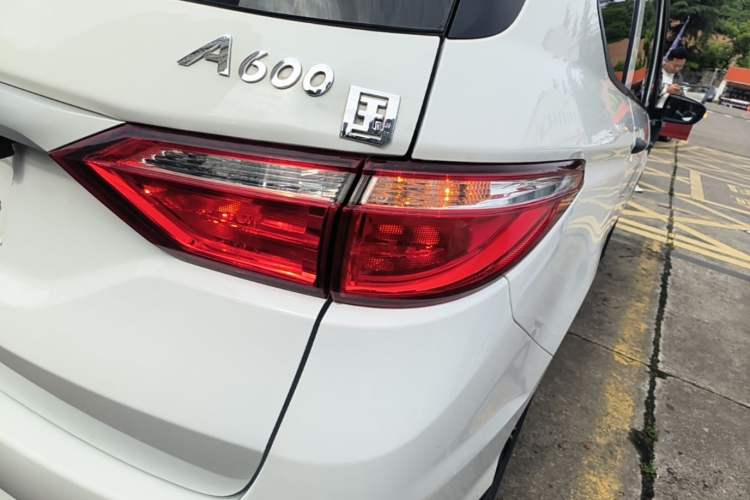 Used CHANGAN KAICHENG Oushang A600 2020 1.5L Manual Entrepreneurial Model Right Rear Taillight