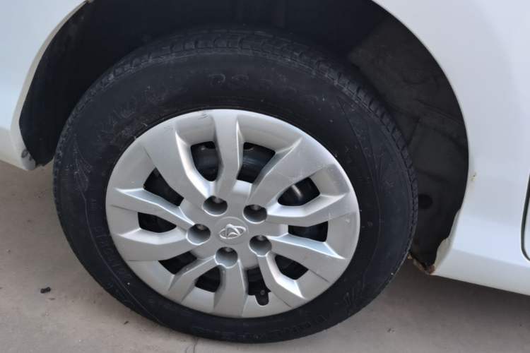 Used CHANGAN KAICHENG Oushang A600 2020 1.5L Manual Entrepreneurial Model Right Rear Wheel Hub
