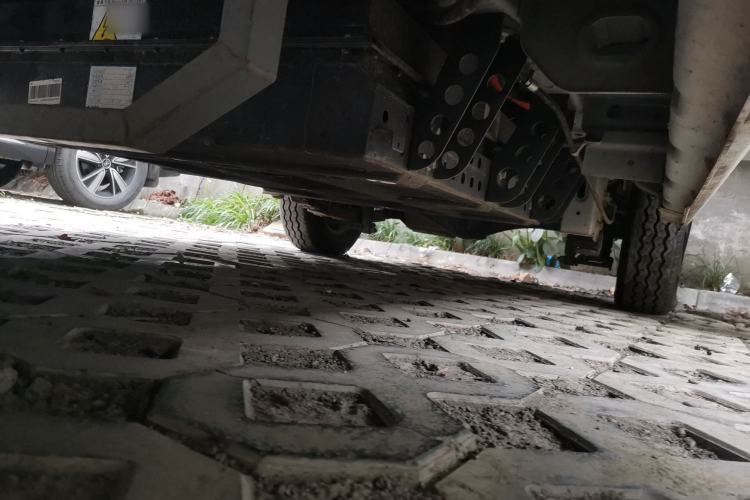 Used CHANGAN KAICHENG Ruixing EM60 2021 Pure Electric Van Transporter 70kW Chassis Front Left