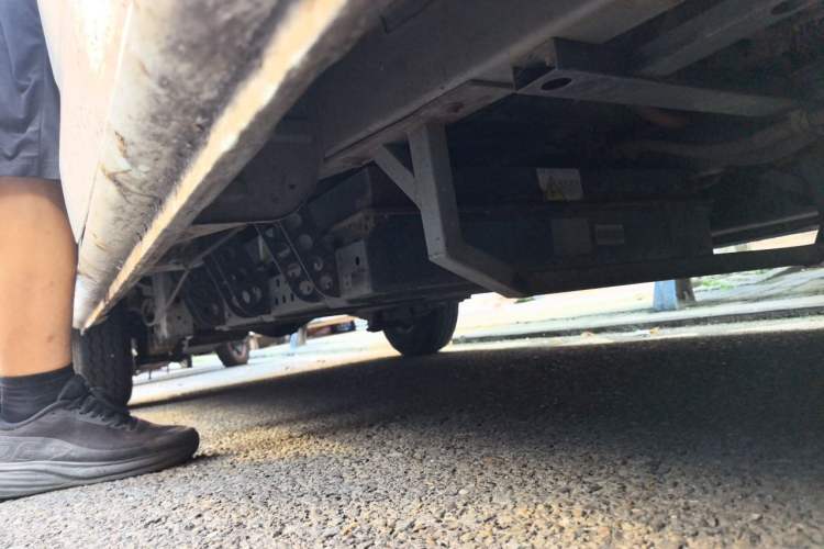 Used CHANGAN KAICHENG Ruixing EM60 2021 Pure Electric Van Transporter 60kW Chassis Front Right