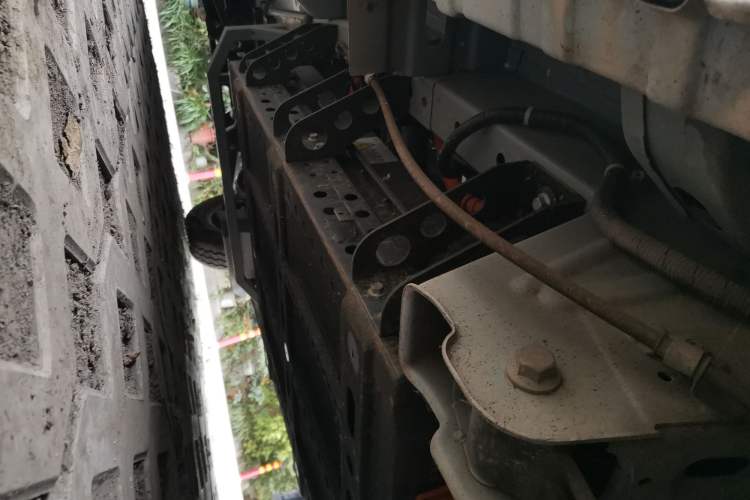 Used CHANGAN KAICHENG Ruixing EM60 2021 Pure Electric Van Transporter 70kW Chassis Rear Left