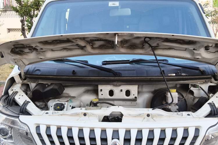 Used CHANGAN KAICHENG Ruixing EM60 2021 Pure Electric Van Transporter 60kW Engine Bay