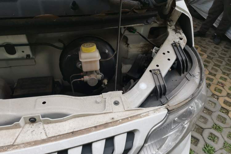 Used CHANGAN KAICHENG Ruixing EM60 2021 Pure Electric Van Transporter 70kW Engine Bay Left