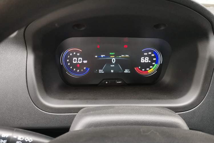 Used CHANGAN KAICHENG Ruixing EM60 2021 Pure Electric Van Transporter 70kW Instrument Cluster