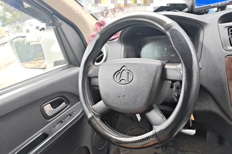 Used CHANGAN KAICHENG Ruixing EM60 2021 Pure Electric Van Transporter 60kW Steering Wheel