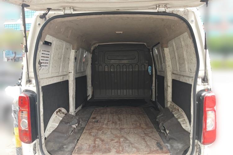 Used CHANGAN KAICHENG Ruixing EM60 2021 Pure Electric Van Transporter 60kW Trunk