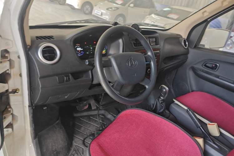 Used CHANGAN KAICHENG Ruixing EM60 2022 Pure Electric Van 4498 mm Long Flat Roof with Rear-Hinged Doors 2 Seats 60 kW 41.86 kWh Center Console