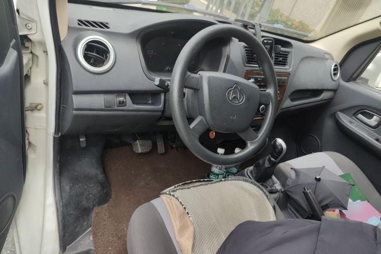 Used CHANGAN KAICHENG Ruixing EM60 2022 Pure Electric Van 4498 mm Long Flat Roof with Rear-Hinged Doors 2 Seats 60 kW 41.86 kWh Center Console