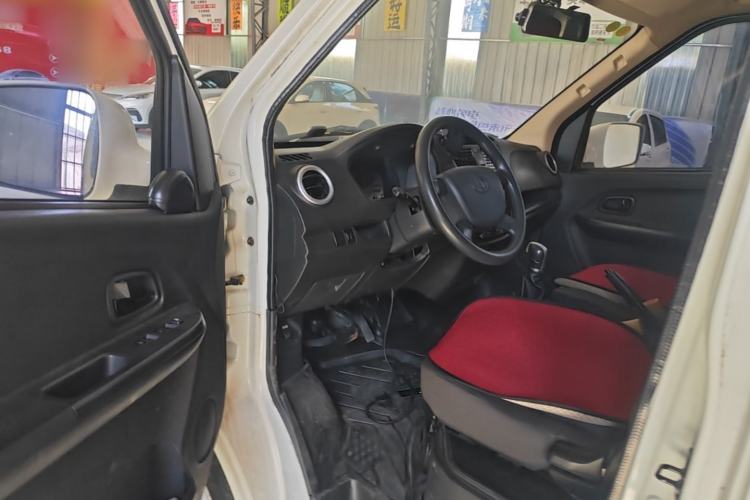 Used CHANGAN KAICHENG Ruixing EM60 2022 Pure Electric Van 4498 mm Long Flat Roof with Rear-Hinged Doors 2 Seats 60 kW 41.86 kWh Driver Seat