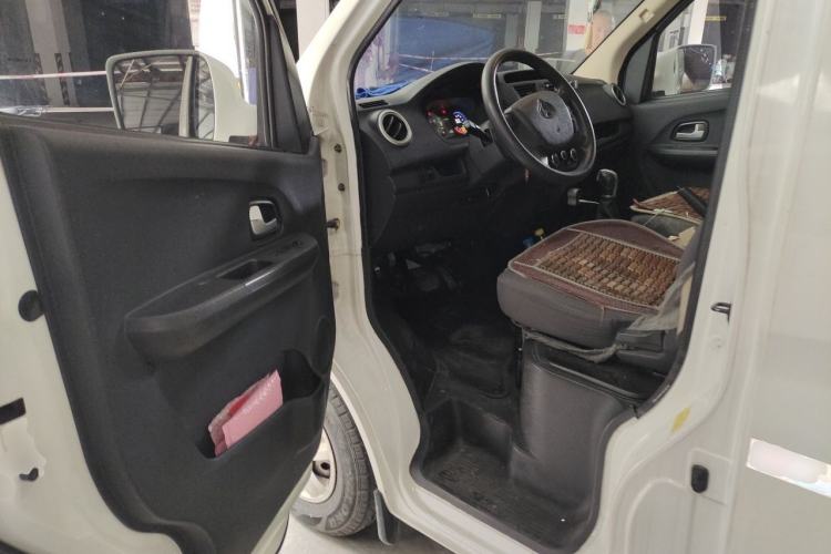 Used CHANGAN KAICHENG Ruixing EM60 2022 Pure Electric Van 4498 mm Long Flat Roof with Rear-Hinged Doors 2 Seats 60 kW 41.86 kWh Driver Seat