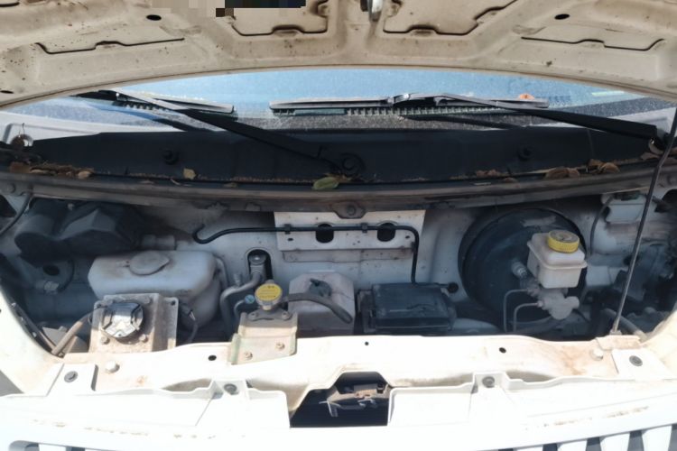 Used CHANGAN KAICHENG Ruixing EM60  Engine Bay