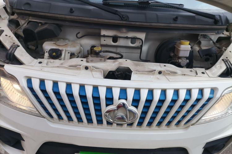 Used CHANGAN KAICHENG Ruixing EM60 2022 All-Electric Van 4498 mm Long Flat Roof with Rear-Hinged Doors 2 Seats 70 kW 41.86 kWh Engine Bay