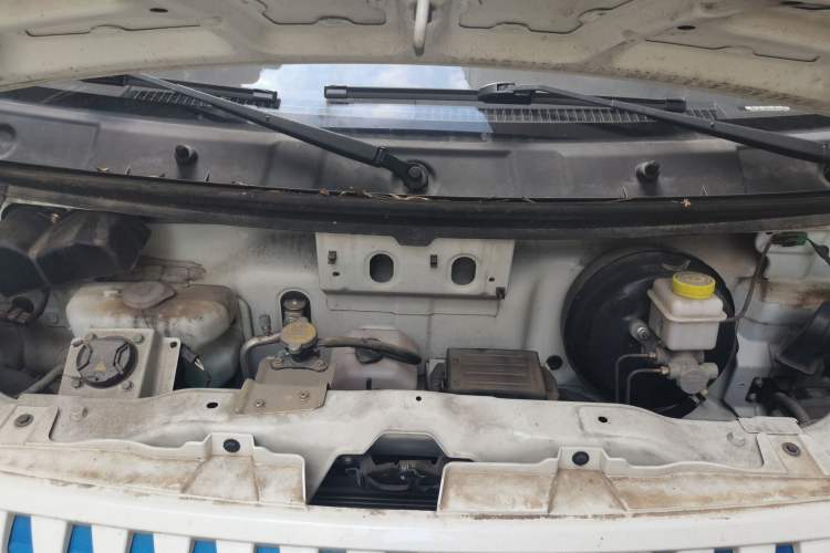 Used CHANGAN KAICHENG Ruixing EM60 2022 Pure Electric Van 4498 mm Long Flat Roof with Rear-Hinged Doors 2 Seats 60 kW 41.86 kWh Engine Bay