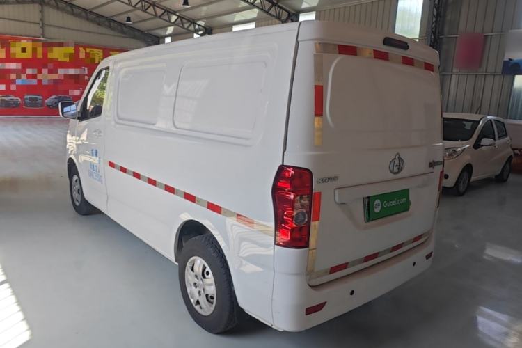 Used CHANGAN KAICHENG Ruixing EM60 2022 Pure Electric Van 4498 mm Long Flat Roof with Rear-Hinged Doors 2 Seats 60 kW 41.86 kWh Exterior 2