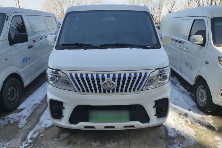Used CHANGAN KAICHENG Ruixing EM60 2022 All-Electric Van 4498 mm Long Flat Roof with Rear-Hinged Doors 2 Seats 70 kW 41.86 kWh Front