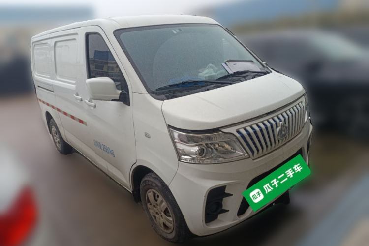 Used CHANGAN KAICHENG Ruixing EM60 2022 Pure Electric Van 4498 mm Long Flat Roof with Rear-Hinged Doors 2 Seats 60 kW 41.86 kWh Front Right 45 Deg