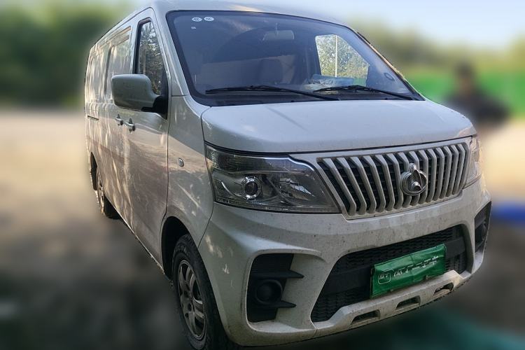 Used CHANGAN KAICHENG Ruixing EM60 2022 Pure Electric Van 4498 mm Long Flat Roof with Rear-Hinged Doors 2 Seats 60 kW 41.86 kWh Front Right 45 Deg