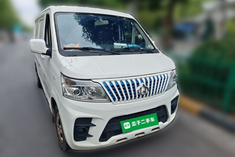 Used CHANGAN KAICHENG Ruixing EM60 2022 Pure Electric Van 4498 mm Long Flat Roof with Rear-Hinged Doors 2 Seats 60 kW 41.86 kWh Front Right 45 Deg