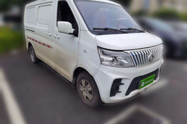 Used CHANGAN KAICHENG Ruixing EM60 2022 All-Electric Van 4498 mm Long Flat Roof Double-Swing Doors 2 Seats 60 kW 41.86 kWh Front Right 45 Deg
