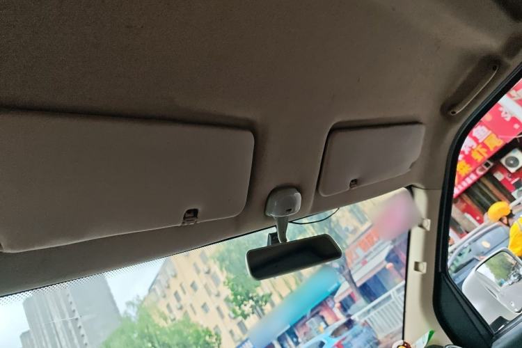 Used CHANGAN KAICHENG Ruixing EM60 2022 Pure Electric Van 4498 mm Long Flat Roof with Rear-Hinged Doors 2 Seats 60 kW 41.86 kWh Headliner