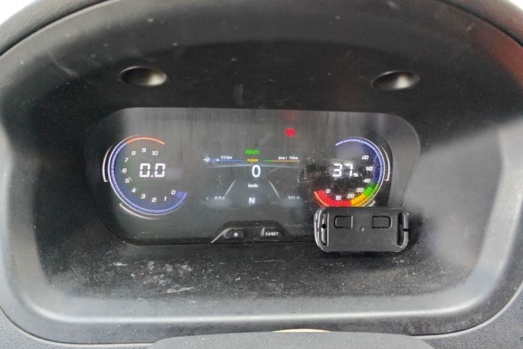 Used CHANGAN KAICHENG Ruixing EM60 2022 Pure Electric Van 4498 mm Long Flat Roof with Rear-Hinged Doors 2 Seats 60 kW 41.86 kWh Instrument Cluster