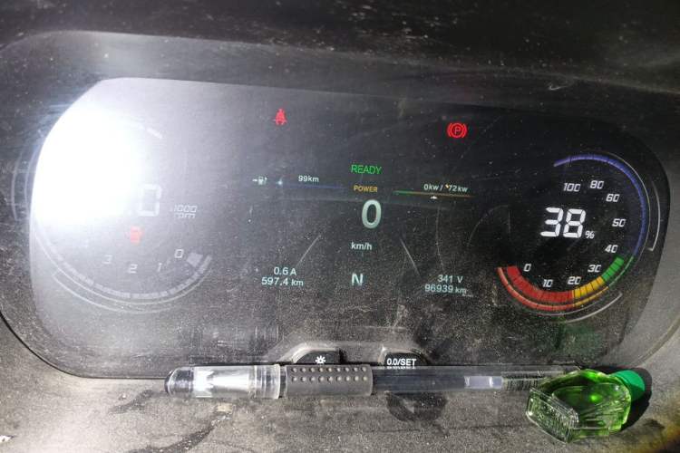 Used CHANGAN KAICHENG Ruixing EM60 2022 Pure Electric Van 4498 mm Long Flat Roof with Rear-Hinged Doors 2 Seats 60 kW 41.86 kWh Instrument Cluster