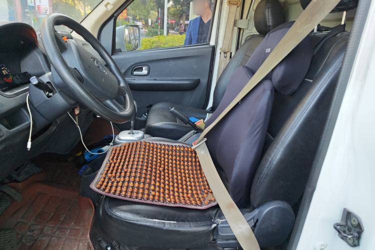 Used CHANGAN KAICHENG Ruixing EM60 2022 Pure Electric Van 4498 mm Long Flat Roof with Rear-Hinged Doors 2 Seats 60 kW 41.86 kWh Interior 4