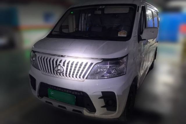 Used CHANGAN KAICHENG Ruixing EM60 2022 All-Electric Passenger Bus 4498 mm Long Flat Roof with Rear-Hinged Doors 7 Seats 60 kW 41.86 kWh