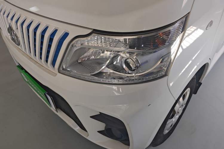 Used CHANGAN KAICHENG Ruixing EM60 2022 Pure Electric Van 4498 mm Long Flat Roof with Rear-Hinged Doors 2 Seats 60 kW 41.86 kWh Left Front Headlight