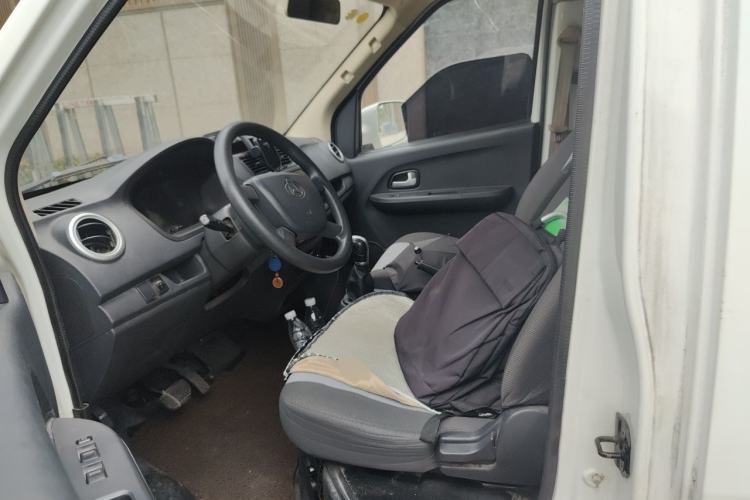 Used CHANGAN KAICHENG Ruixing EM60 2022 Pure Electric Van 4498 mm Long Flat Roof with Rear-Hinged Doors 2 Seats 60 kW 41.86 kWh Left Front Seat