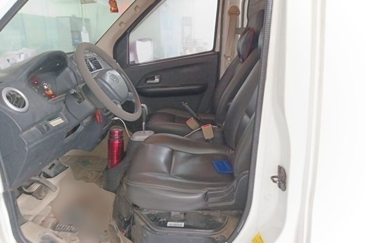 Used CHANGAN KAICHENG Ruixing EM60 2022 Pure Electric Van 4498 mm Long Flat Roof with Rear-Hinged Doors 2 Seats 60 kW 41.86 kWh Left Front Seat
