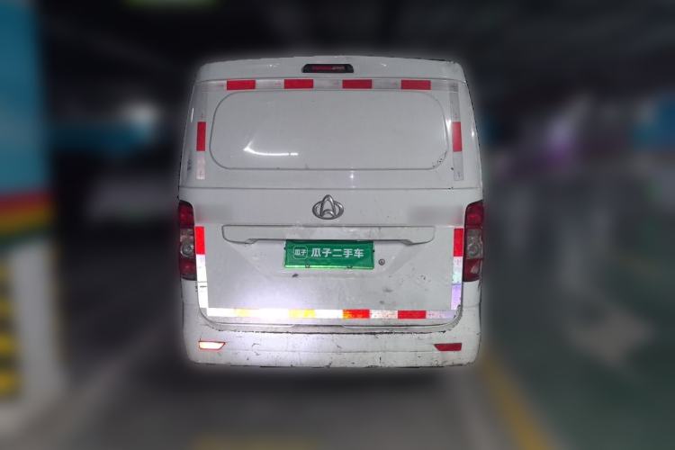 Used CHANGAN KAICHENG Ruixing EM60 2022 All-Electric Passenger Bus 4498 mm Long Flat Roof with Rear-Hinged Doors 7 Seats 60 kW 41.86 kWh Rear