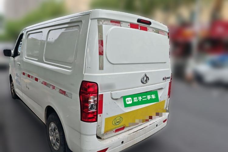 Used CHANGAN KAICHENG Ruixing EM60 2022 Pure Electric Van 4498 mm Long Flat Roof with Rear-Hinged Doors 2 Seats 60 kW 41.86 kWh Rear Left 45 Deg