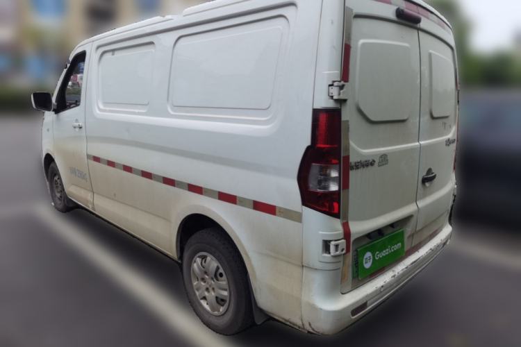 Used CHANGAN KAICHENG Ruixing EM60 2022 All-Electric Van 4498 mm Long Flat Roof Double-Swing Doors 2 Seats 60 kW 41.86 kWh Rear Left 45 Deg