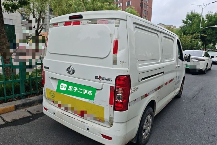 Used CHANGAN KAICHENG Ruixing EM60 2022 Pure Electric Van 4498 mm Long Flat Roof with Rear-Hinged Doors 2 Seats 60 kW 41.86 kWh Rear Right 45 Deg