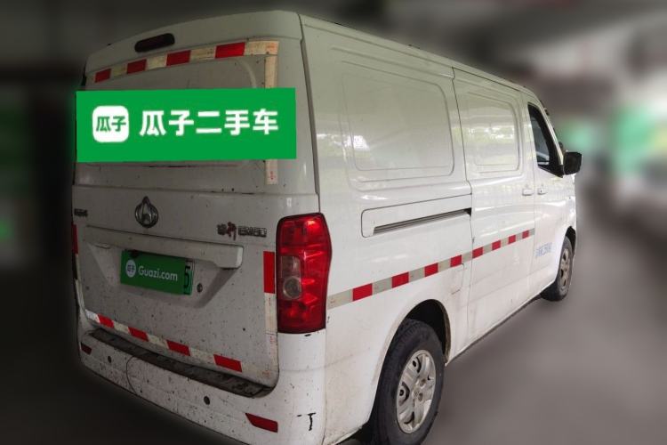 Used CHANGAN KAICHENG Ruixing EM60 2022 Pure Electric Van 4498 mm Long Flat Roof with Rear-Hinged Doors 2 Seats 60 kW 41.86 kWh Rear Right 45 Deg