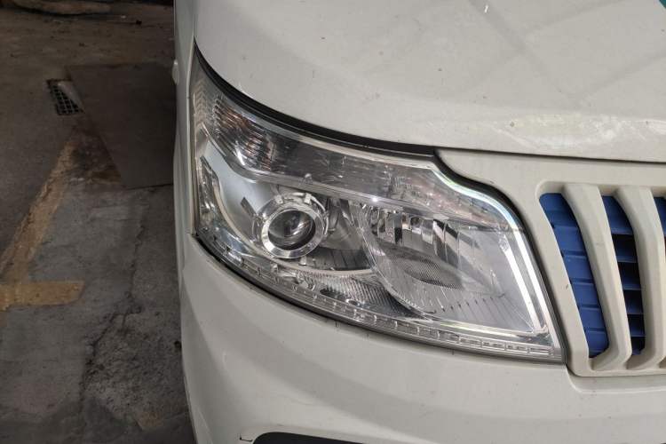 Used CHANGAN KAICHENG Ruixing EM60 2022 Pure Electric Van 4498 mm Long Flat Roof with Rear-Hinged Doors 2 Seats 60 kW 41.86 kWh Right Front Headlight