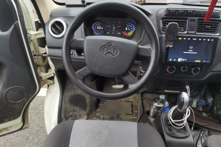 Used CHANGAN KAICHENG Ruixing EM60 2022 All-Electric Van 4498 mm Long Flat Roof Double-Swing Doors 2 Seats 60 kW 41.86 kWh Steering Wheel