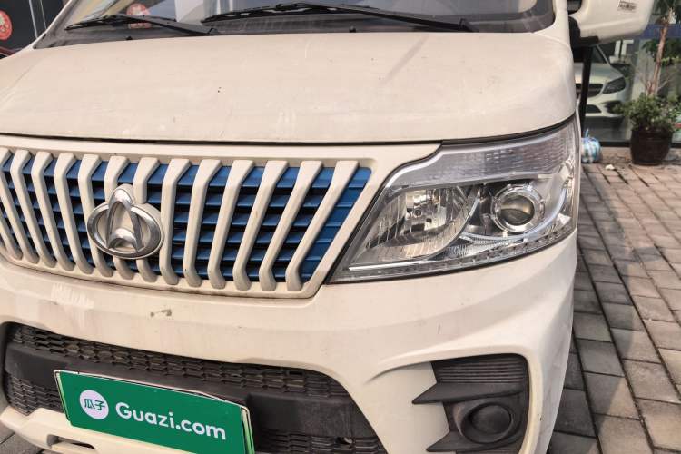 Used CHANGAN KAICHENG Ruixing EM60 2023 Pure Electric Van 4525 mm Long Flat Roof with Back-Hinged Doors 2 Seats 60 kW 38.7 kWh Left Front Headlight