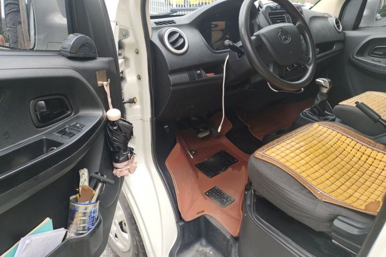 Used CHANGAN KAICHENG Ruixing EM60 2023 Pure Electric Bus 4525 mm Long Flat Roof with Rear-Hinged Doors 6 Seats 60 kW 41.86 kWh Driver Seat