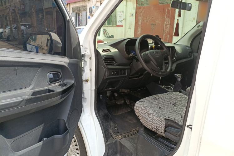 Used CHANGAN KAICHENG Ruixing EM60 2023 EM60 II 6-Seat Comfort Edition with Side-Hinged Doors Driver Seat