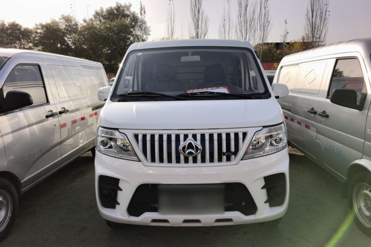Used CHANGAN KAICHENG Ruixing EM60 2023 All-Electric Van 4525 mm Long Flat Roof with Side Doors 2 Seats 60 kW 38.7 kWh Exterior 1