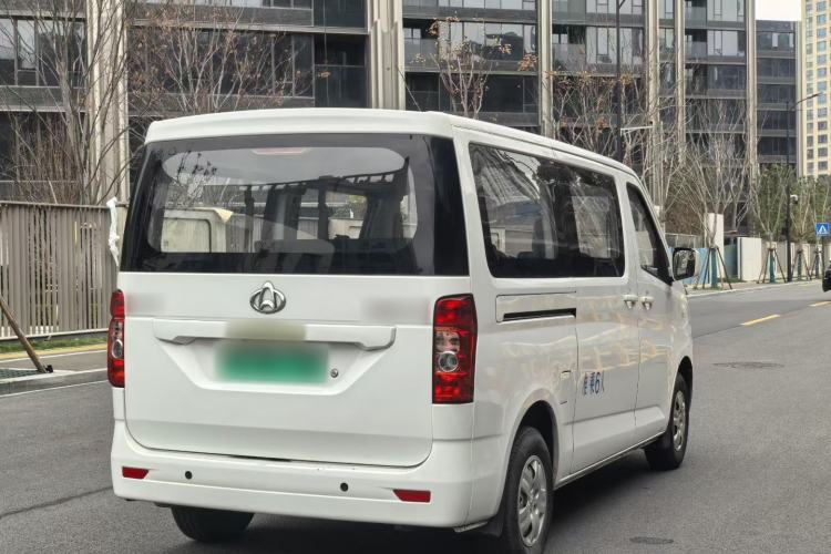 Used CHANGAN KAICHENG Ruixing EM60 2023 All-Electric Coach 4525 mm Long Flat Roof with Rear-Hinged Doors 6 Seats 60 kW 38.7 kWh Exterior 4