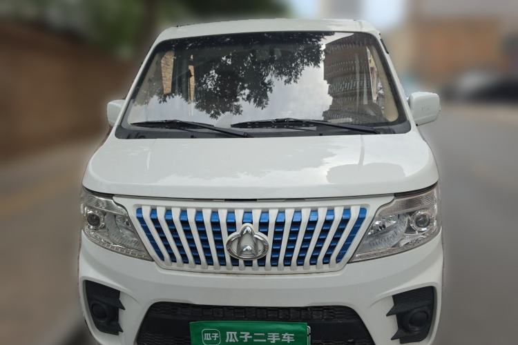 Used CHANGAN KAICHENG Ruixing EM60 2023 All-Electric Van 4525 mm Long Flat Roof with Side Doors 2 Seats 60 kW 38.7 kWh Front