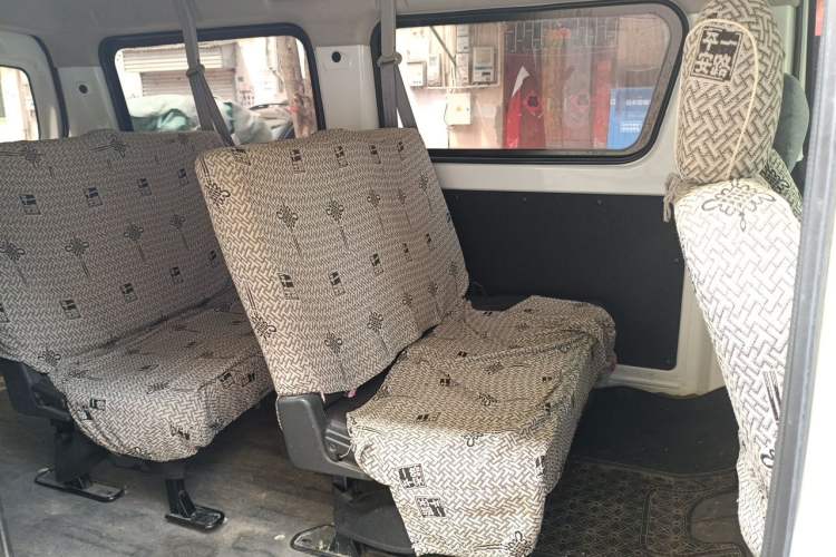 Used CHANGAN KAICHENG Ruixing EM60 2023 EM60 II 6-Seat Comfort Edition with Side-Hinged Doors Left Rear Seat