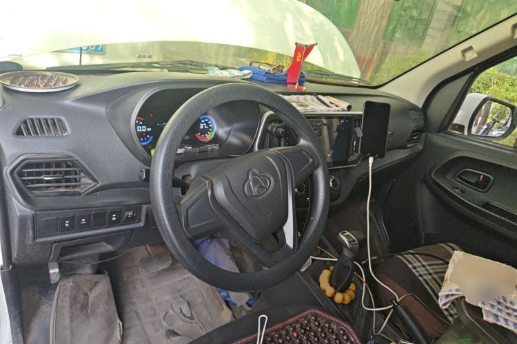 Used CHANGAN KAICHENG Ruixing EM60 2023 EM60 II 6-Seat Comfort Edition with Side-Hinged Doors Steering Wheel