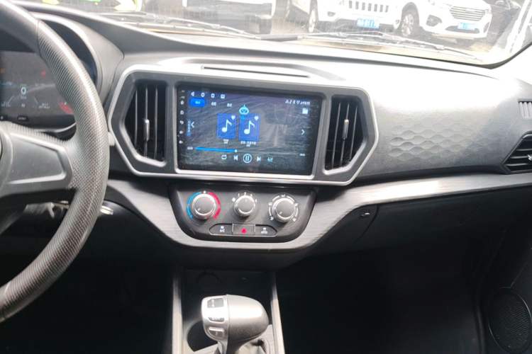 Used CHANGAN KAICHENG Ruixing EM60 2024 Comfort Model 6 Seats 41.86 kWh Side-Hinged Doors Audio And AC Panel